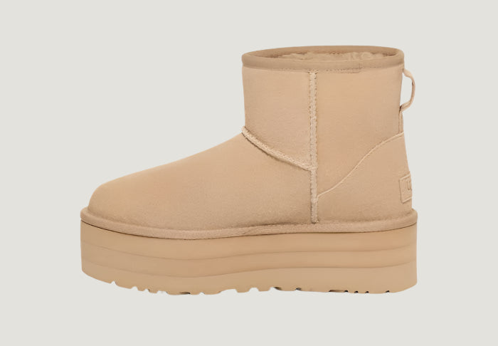 UGG Classic Mini Platform | נעלי האג פלטפורמה בז