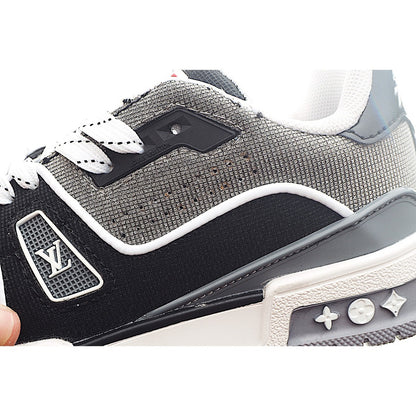 Louis Vuitton Trainer Sneaker Grey/Black Kids/ ילדים