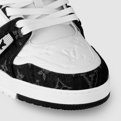 Louis Vuitton Trainer Sneaker Black