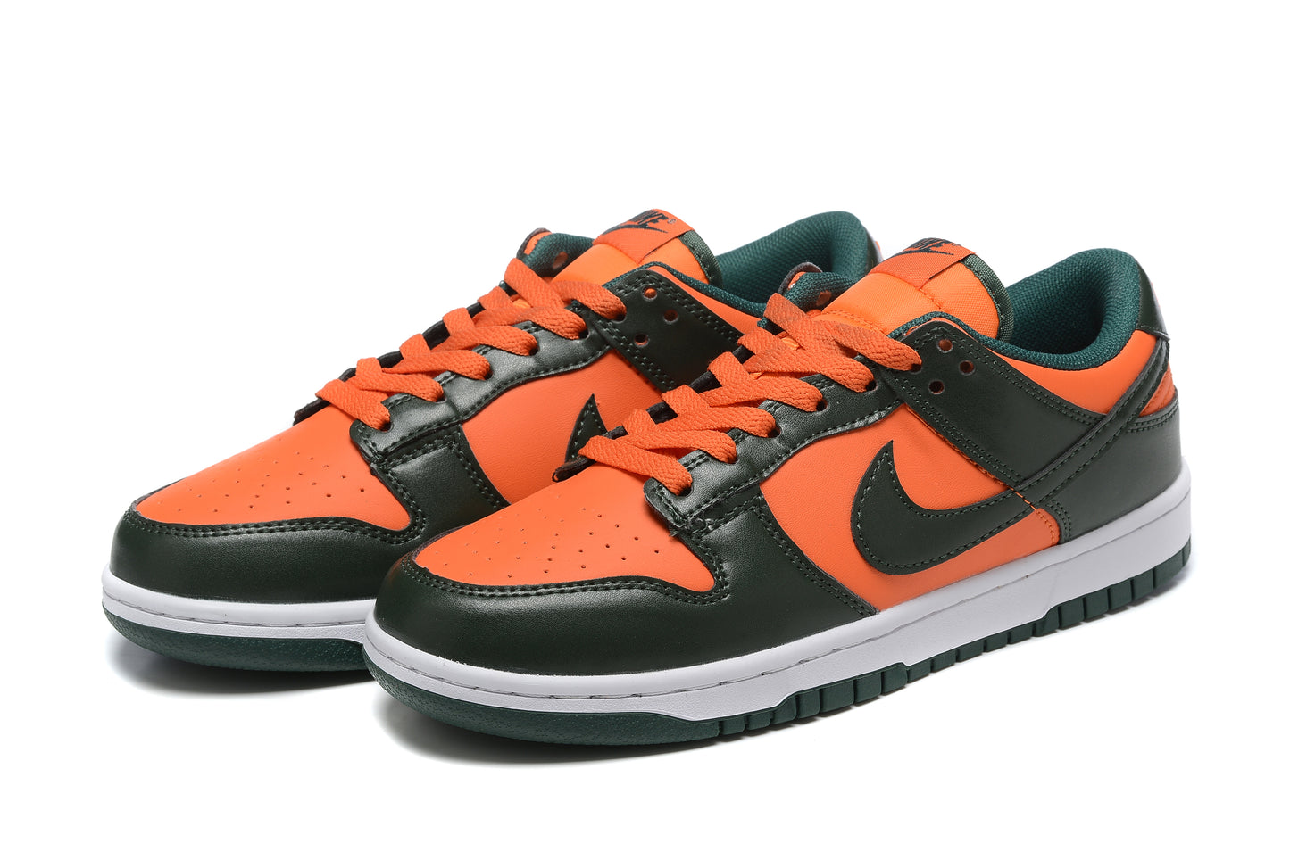 SB Dunk Low Retro Miami Hurricanes