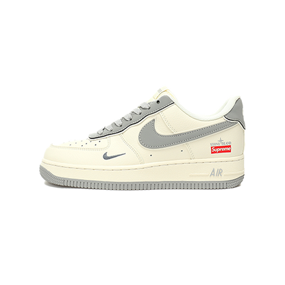 Nike Air Force 1 Low "Supreme"