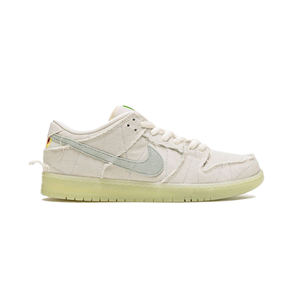 SB Dunk Low Mummy